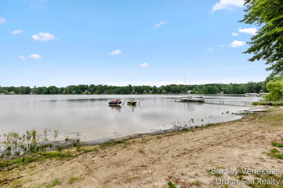 12452 S Sand Beach Drive, Grant, MI 49327 - #2