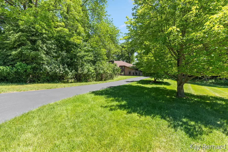 1860 Beard Drive Se, Grand Rapids, MI 49546 - #3