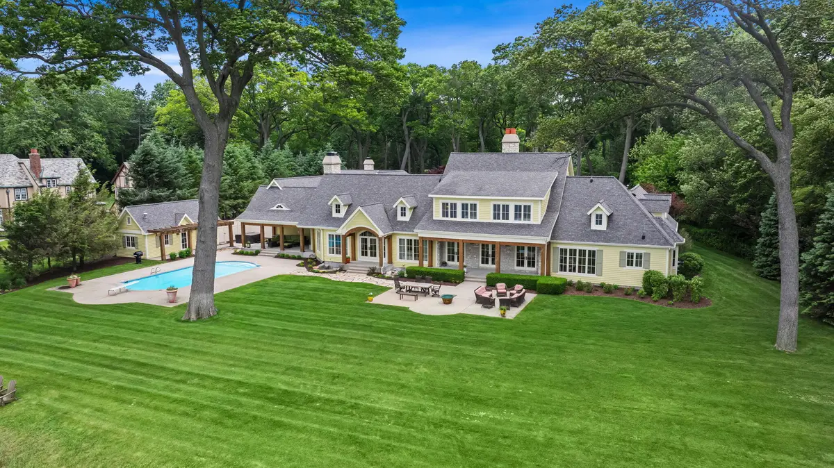 329 W Circle Drive, North Muskegon, MI 49445 - #1