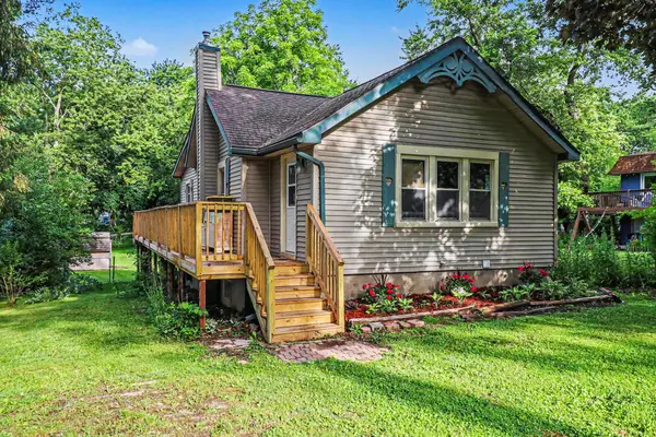 471 Elkinford Drive, White Lake, MI 48383
