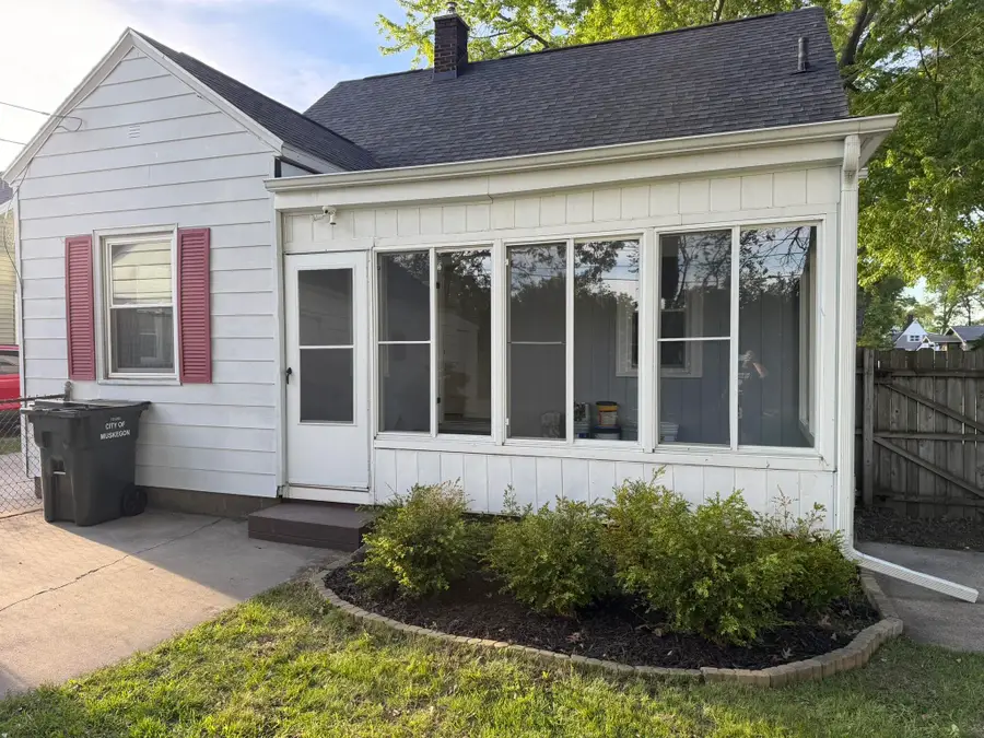 2345 Harding, Muskegon, MI 49441 - #2