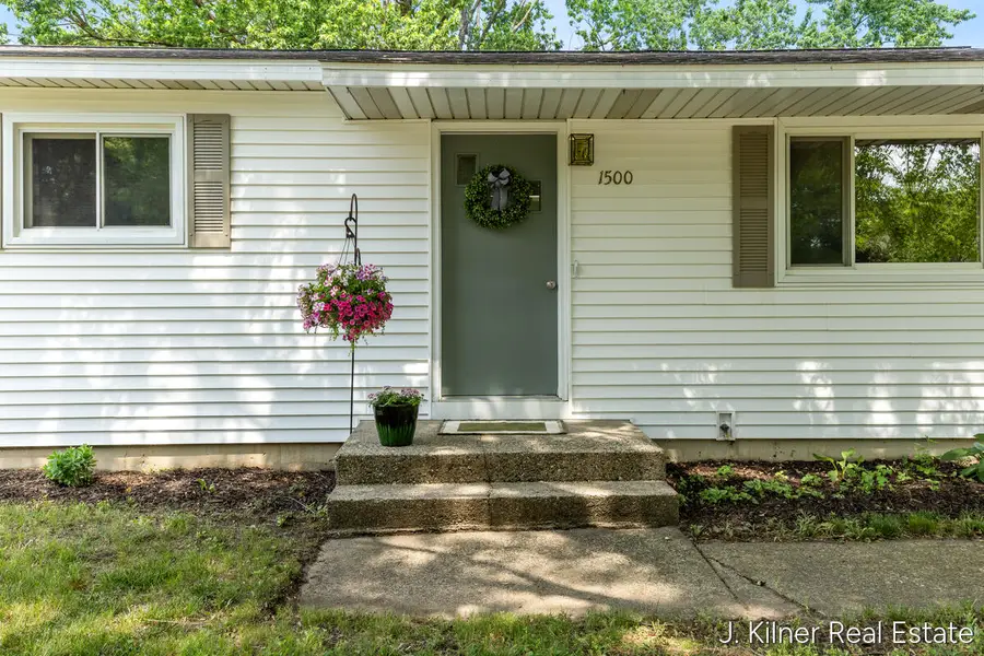 1500 Carol Lynne Drive, Lowell, MI 49331 - #3