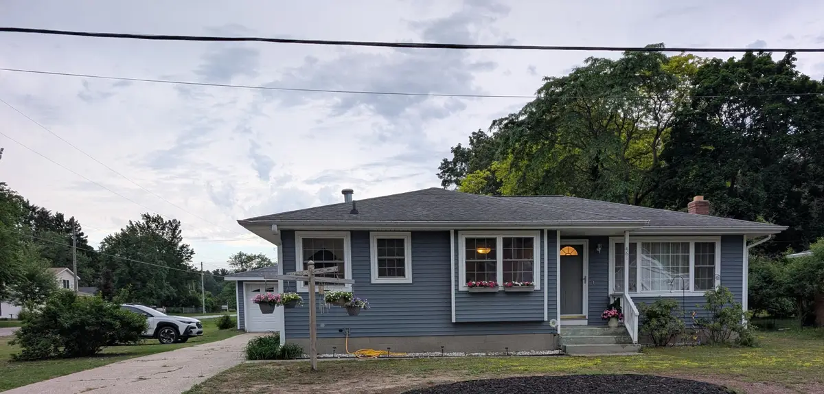 461 W Hile Road, Muskegon, MI 49441 - #1
