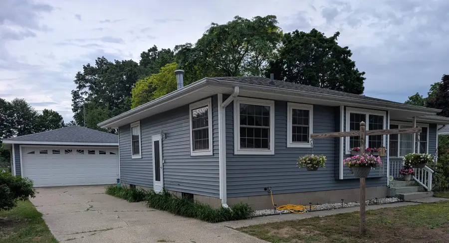 461 W Hile Road, Muskegon, MI 49441 - #2