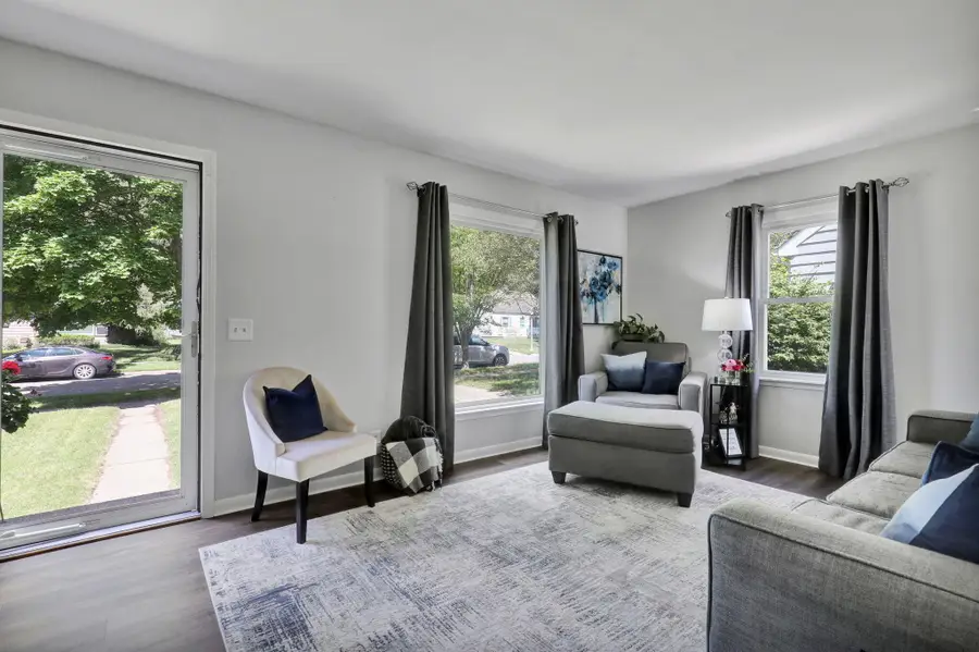 3201 Sablain Parkway Drive, Lansing, MI 48910 - #3