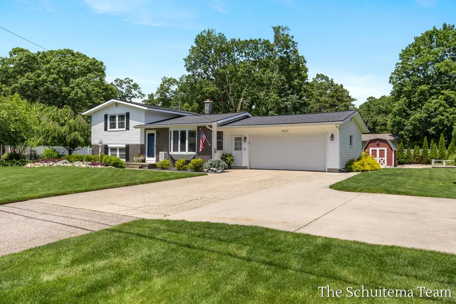 4027 Marion Street, Hudsonville, MI 49426 - #2