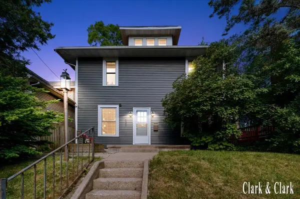 437 Rosewood Avenue Se, Grand Rapids, MI 49506