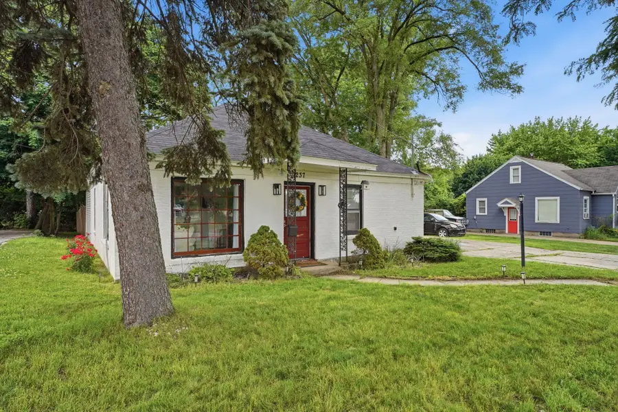 1237 Fuller Avenue Ne, Grand Rapids, MI 49505 - #2