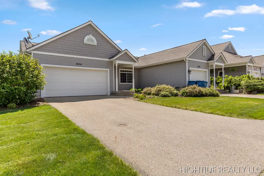 644 Wren Court, Middleville, MI 49333 - #2