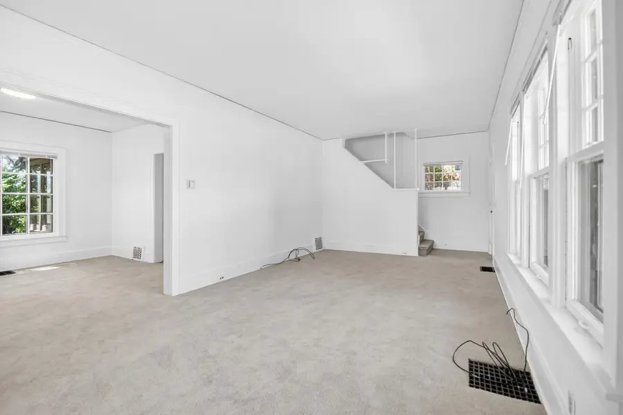 1927 Whites Road, Kalamazoo, MI 49008 - #3