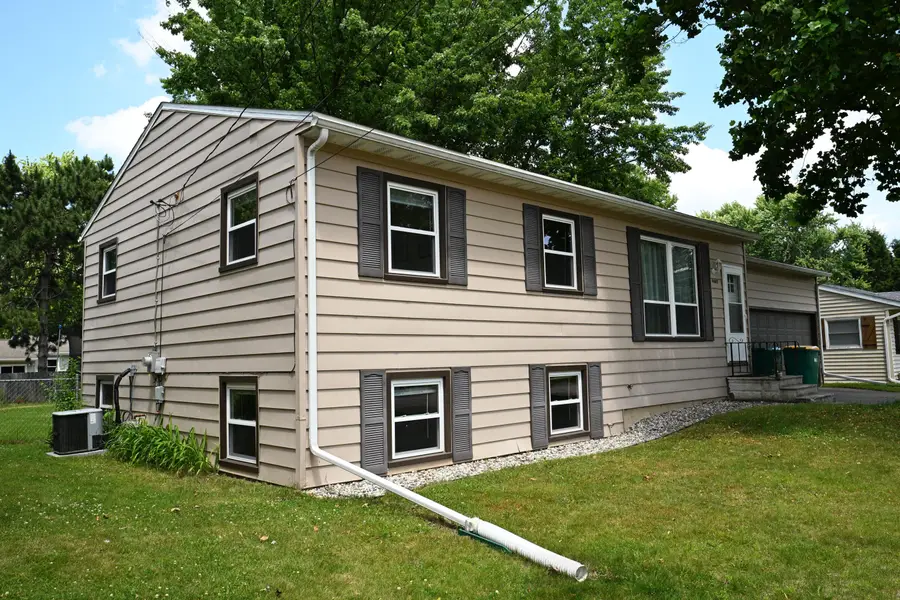 4402 Beechmount Avenue, Portage, MI 49024 - #3