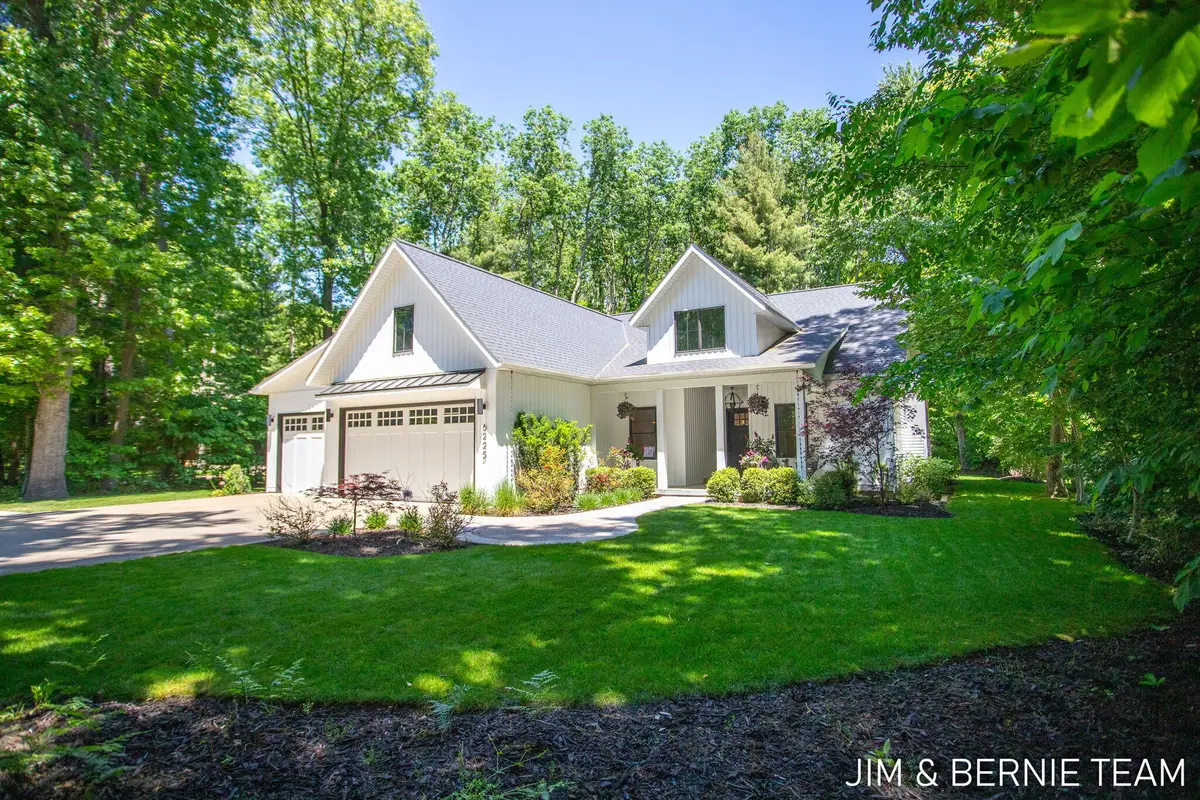 6225 Lighthouse Court, Saugatuck, MI 49453 - #1