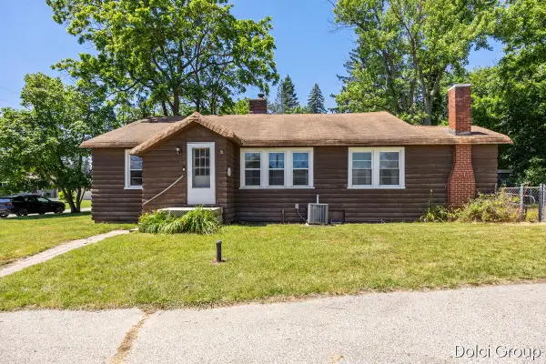 1023 Cogswell Street Nw, Grand Rapids, MI 49544