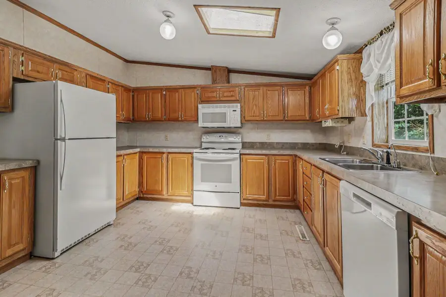 3757 W Woodview Drive, Ludington, MI 49431 - #3
