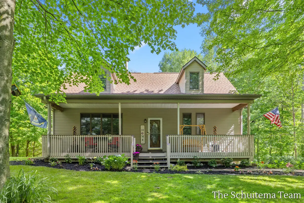 10155 Rogue Pond Drive Ne, Rockford, MI 49341 - #1