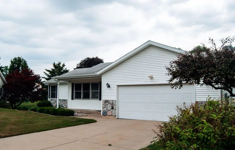 6674 Airfield Court Sw, Byron Center, MI 49315 - #2