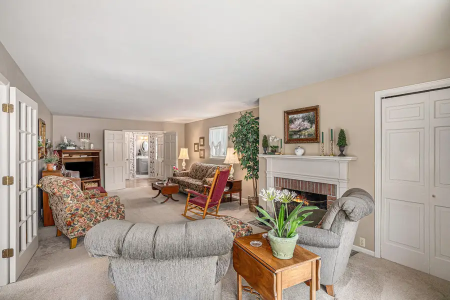 519 E Spruce Street, Marshall, MI 49068 - #3