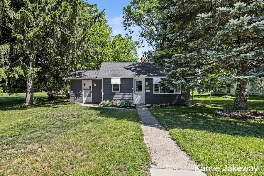 1012 Masonic Street, Belding, MI 48809 - #2