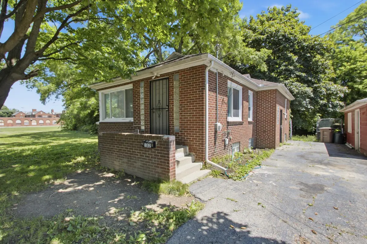 182 Summit Street, Pontiac, MI 48342 - #1