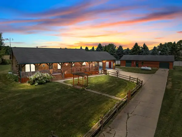 7470 Moreland Road, Jonesville, MI 49250