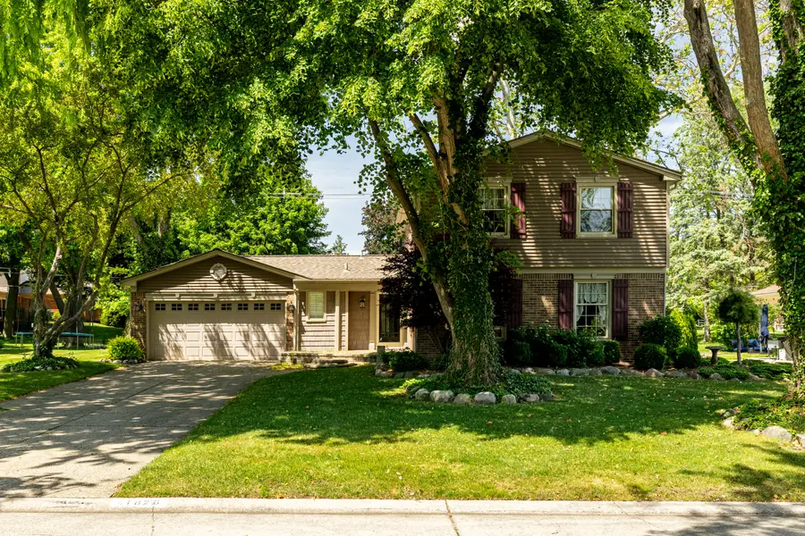 41826 Sunnydale Lane, Northville, MI 48168 - #2