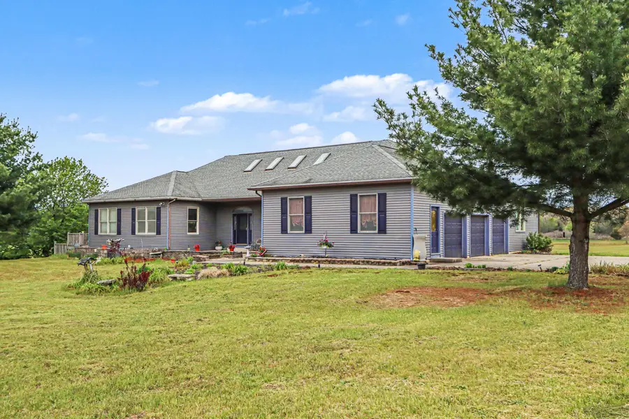 32282 64th Avenue, Lawton, MI 49065 - #2