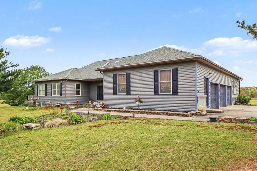 32282 64th Avenue, Lawton, MI 49065 - #3
