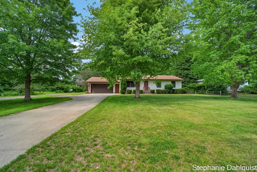 1646 W Giles Road, Muskegon, MI 49445 - #3