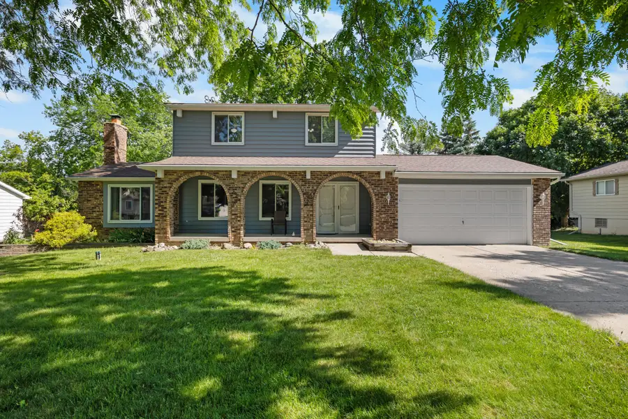 1121 Hollyhock Drive, Grand Blanc, MI 48439 - #2