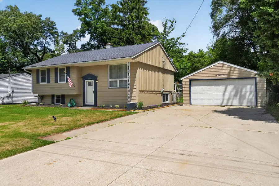 284 Stanford Lane, Jackson, MI 49203 - #3