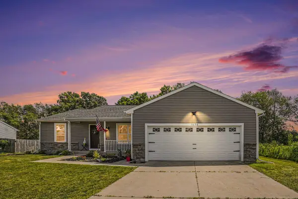 1696 Southpointe Trail, Otsego, MI 49078