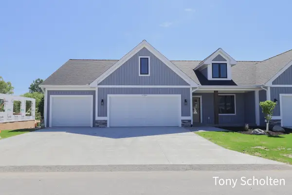 5065 Blendon Woods Drive #1, Hudsonville, MI 49426