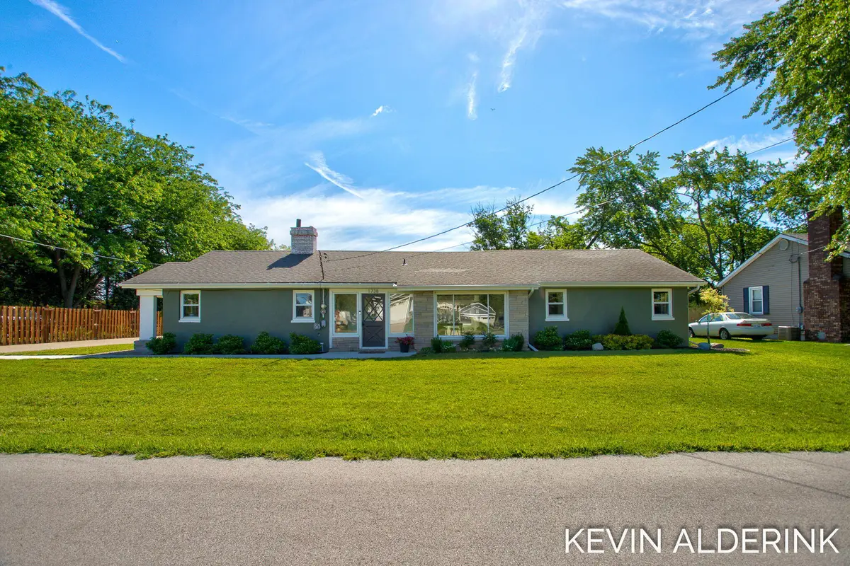 1738 92nd Avenue, Zeeland, MI 49464 - #1