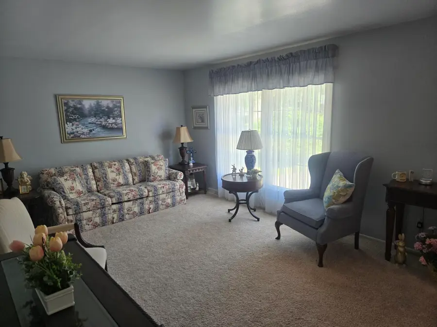 120 E Houstonia Avenue, Royal Oak, MI 48073 - #2