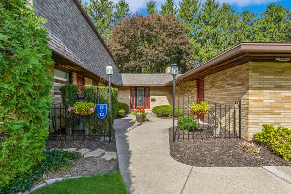 2727 S Lakeshore Drive #C11, St. Joseph, MI 49085