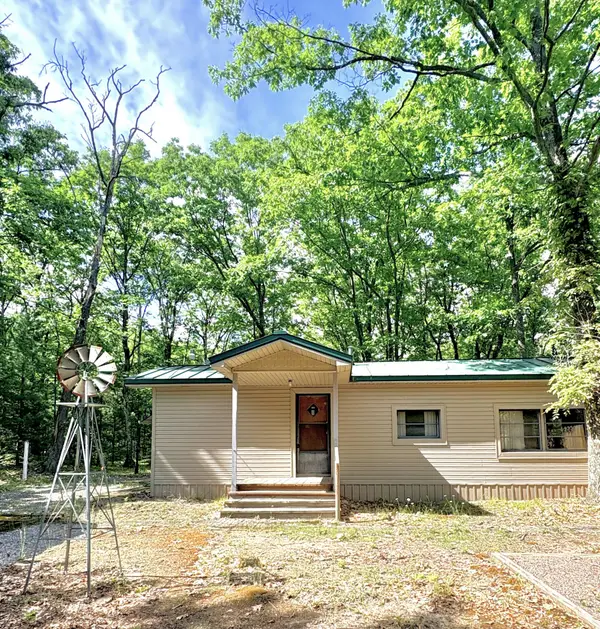 10322 E 40th Street, Reed City, MI 49677