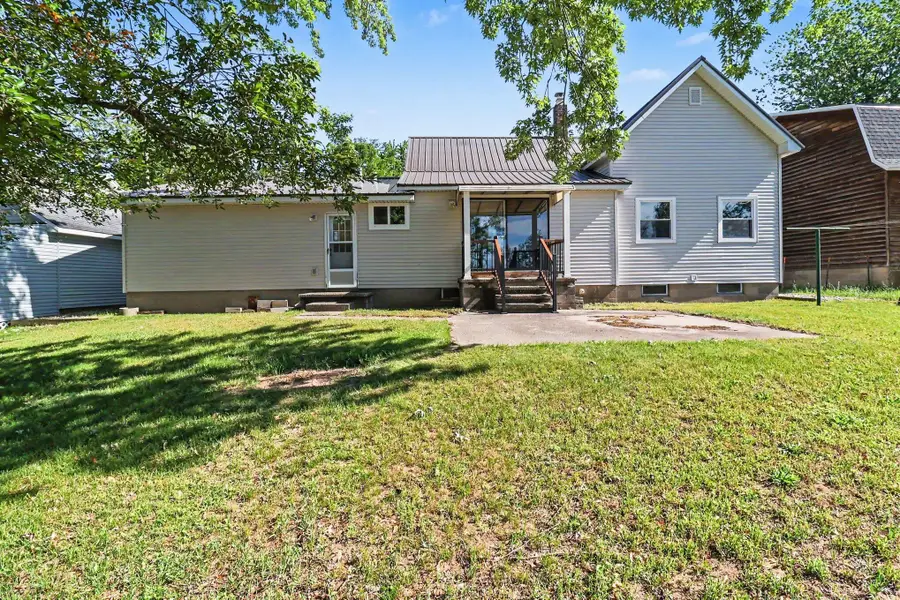 409 Jerumbo Street, Manistee, MI 49660 - #3