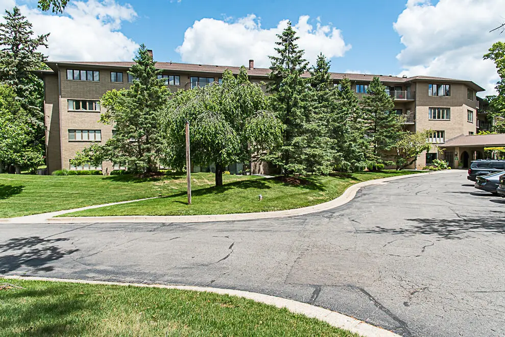 4040 Greenleaf Circle #408, Kalamazoo, MI 49008 - #1