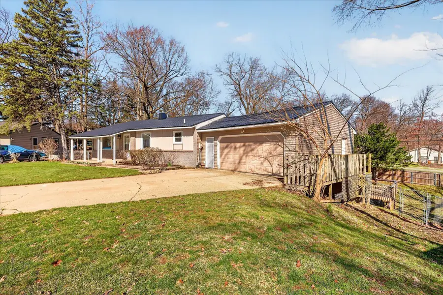 4401 Edgemont Drive Sw, Wyoming, MI 49519 - #2