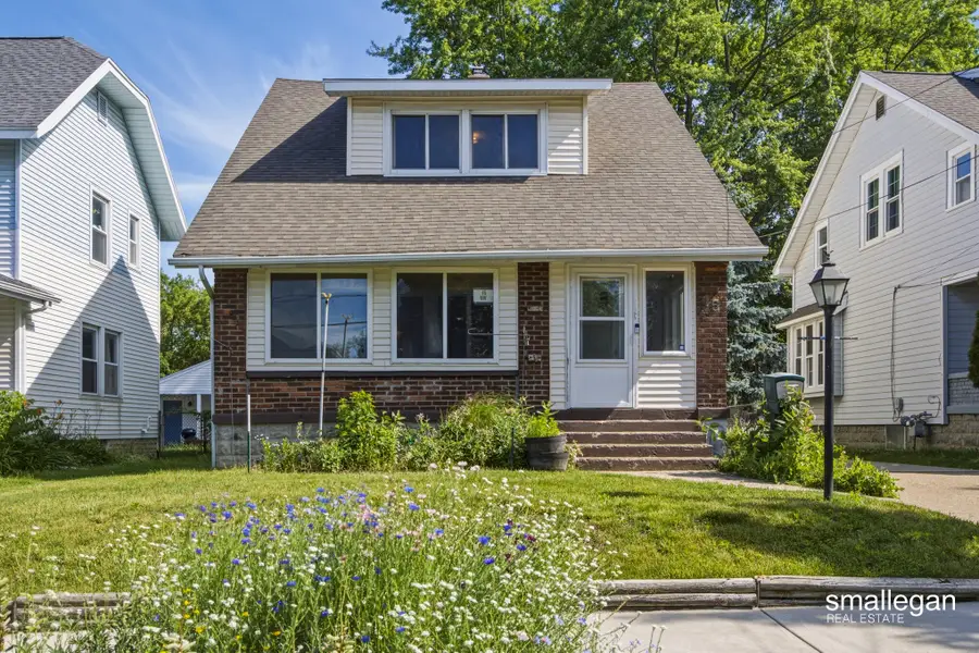 15 Burr Oak Street Nw, Grand Rapids, MI 49505 - #2