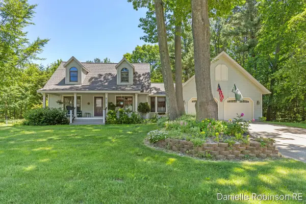 4260 Niles Avenue, Holland, MI 49424