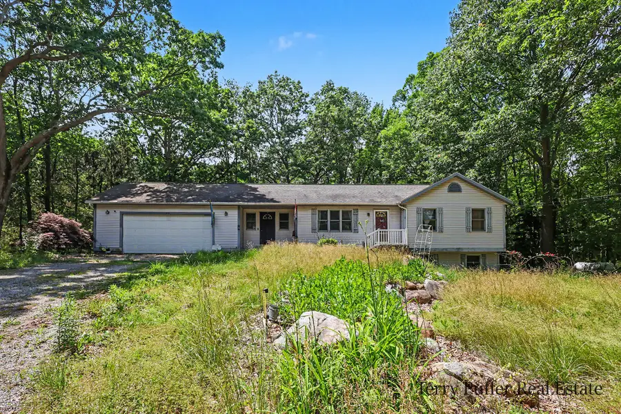 12253 Rich Street, Grand Haven, MI 49417 - #2