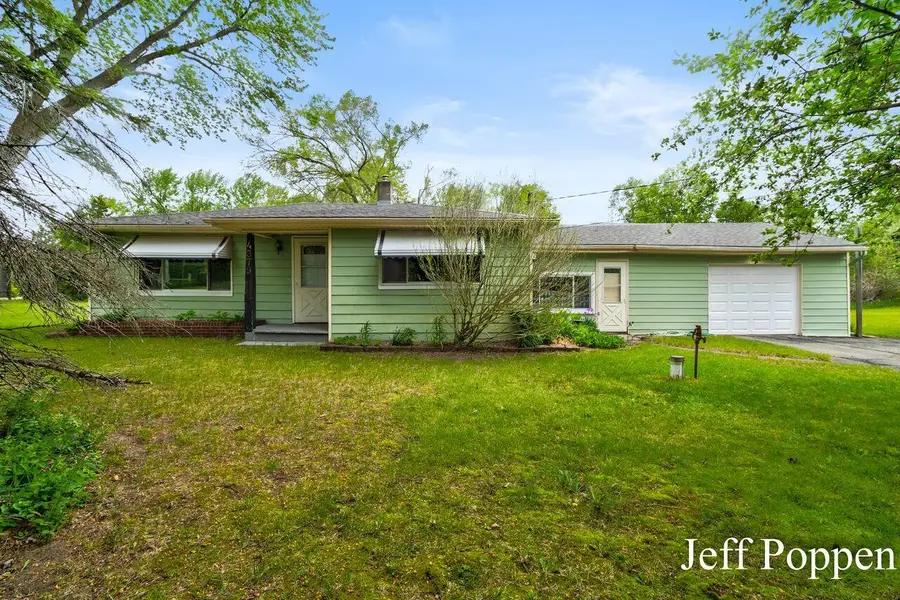 4379 20 Mile Road Ne, Sand Lake, MI 49343 - #2
