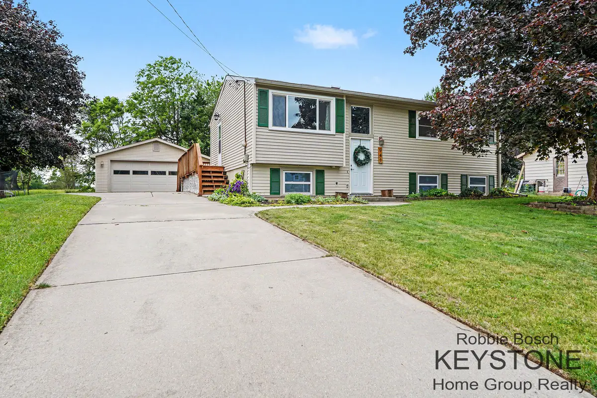 941 Greenwood Street, Middleville, MI 49333 - #1