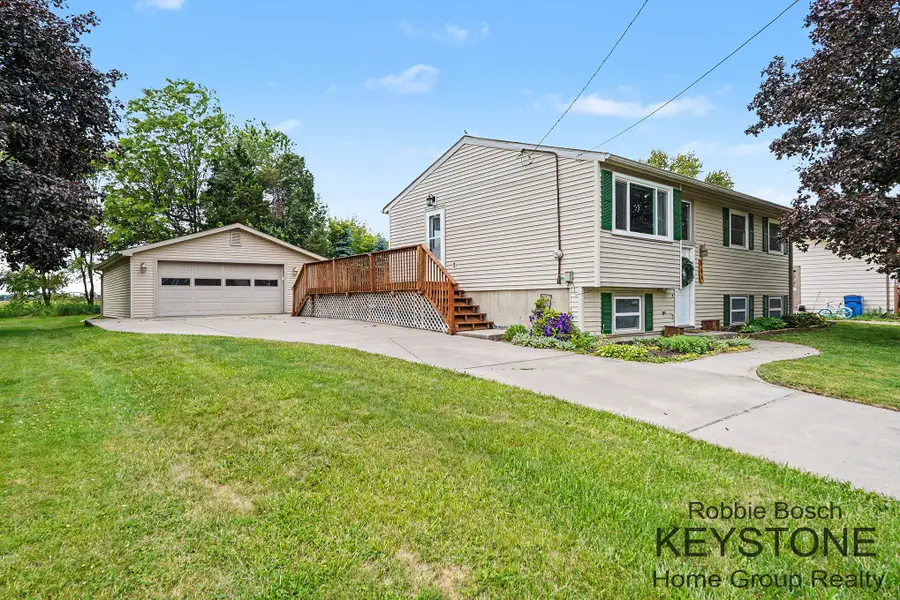941 Greenwood Street, Middleville, MI 49333 - #2