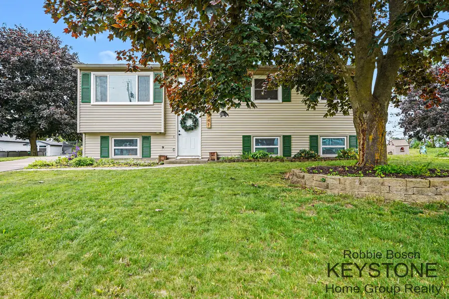941 Greenwood Street, Middleville, MI 49333 - #3