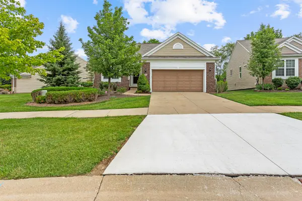 554 Glacier Lane, Howell, MI 48843