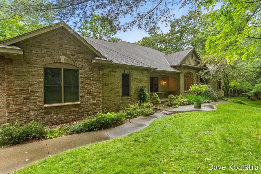 5133 Streamside Court Ne, Rockford, MI 49341 - #3