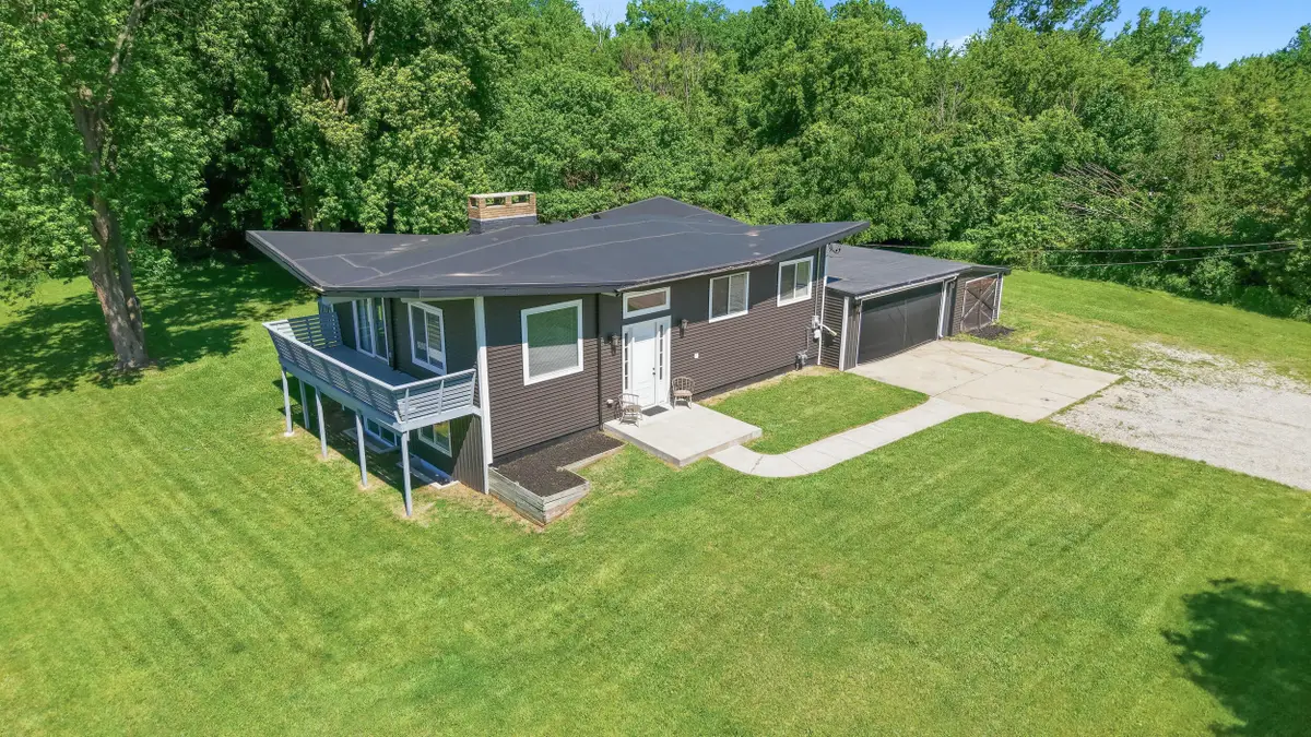 6335 Pine Island Drive Ne, Comstock Park, MI 49321 - #1