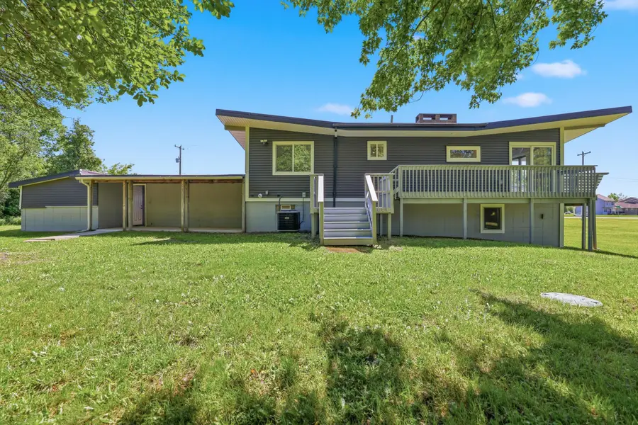 6335 Pine Island Drive Ne, Comstock Park, MI 49321 - #3